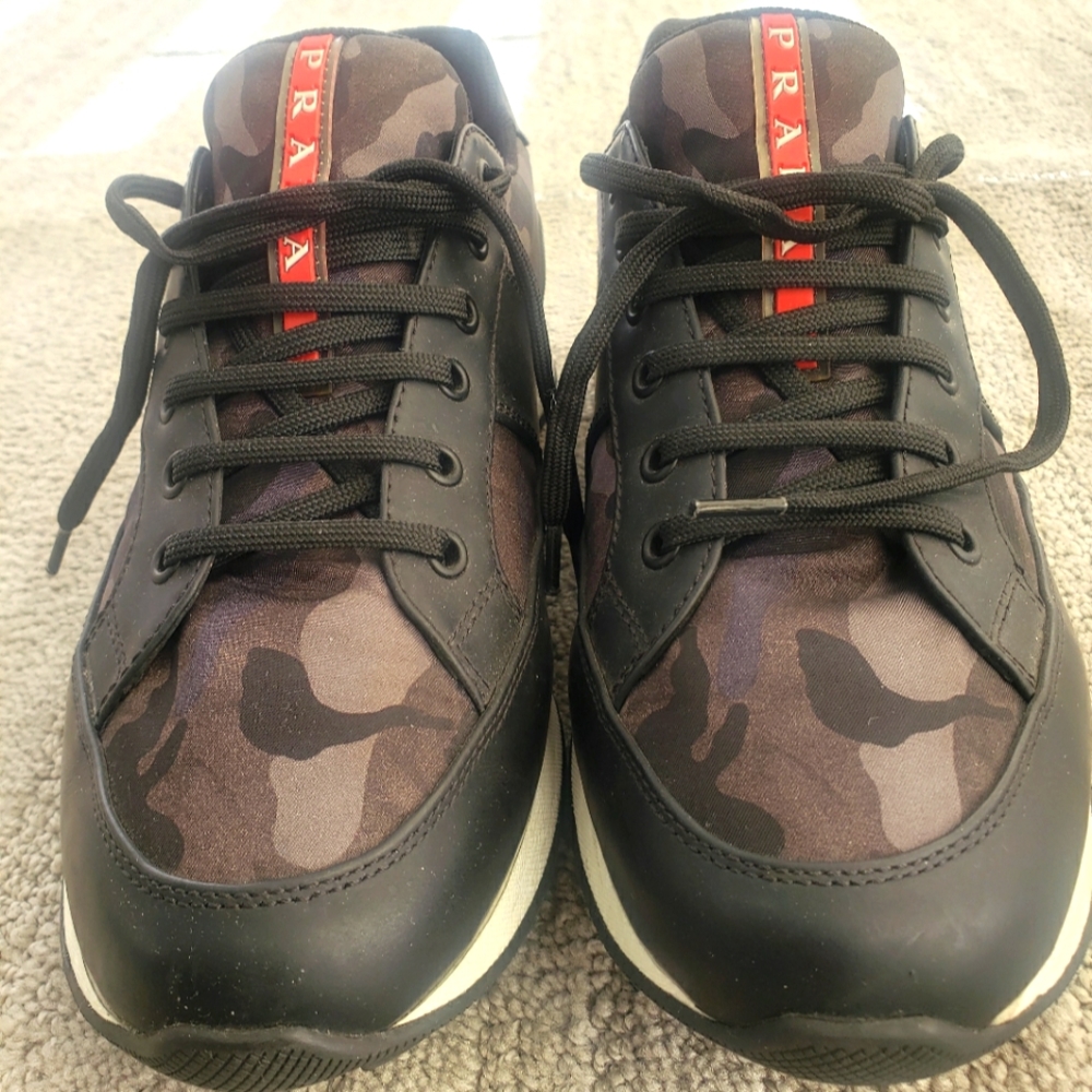 Authentic Men's Camouflage Nylon Lace Up Sneakers